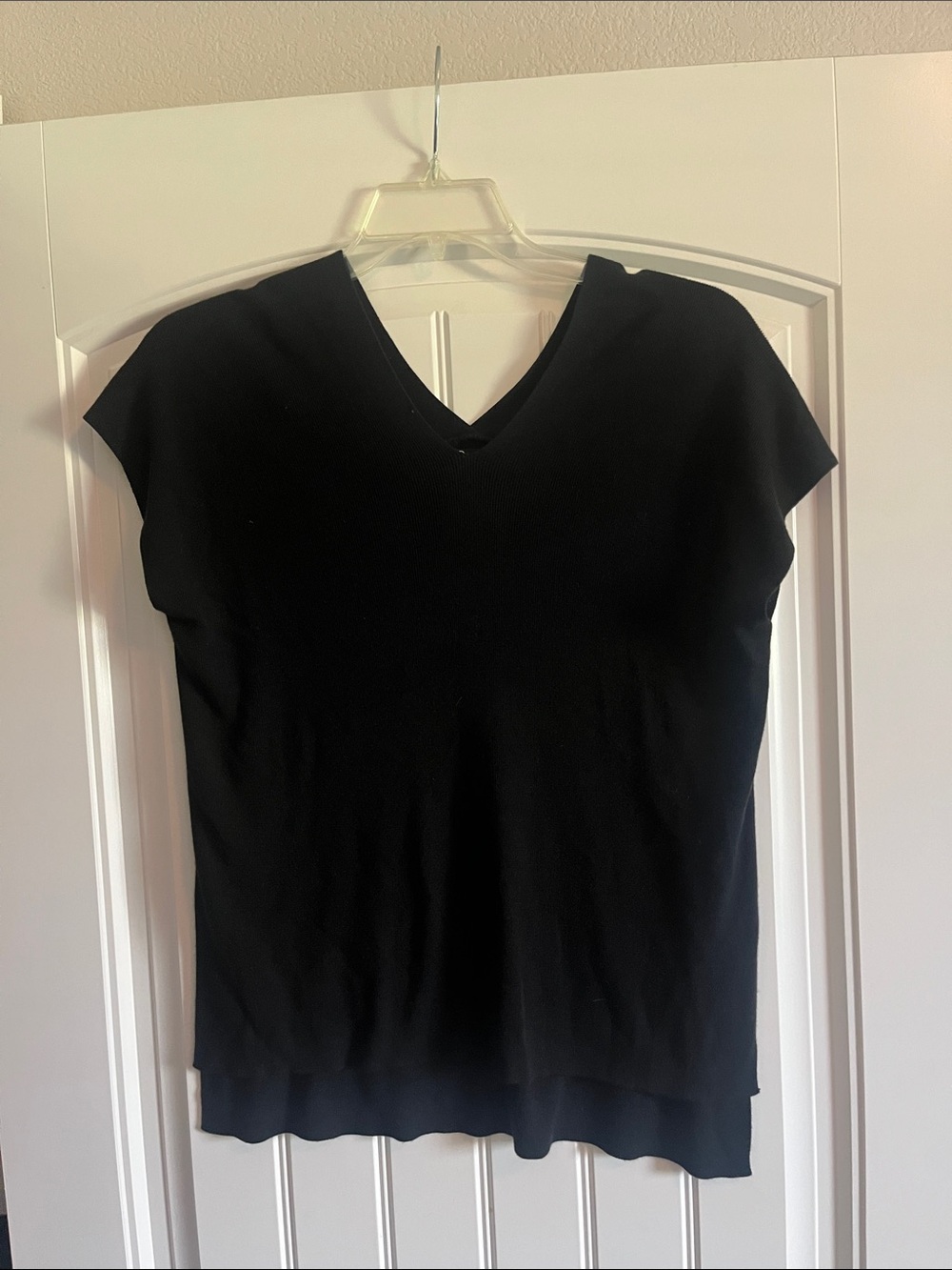 Versona Black V-Neck Short Sleeve Tunic Top